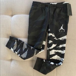 NWT Nike Jordan jumpman joggers sweatpants